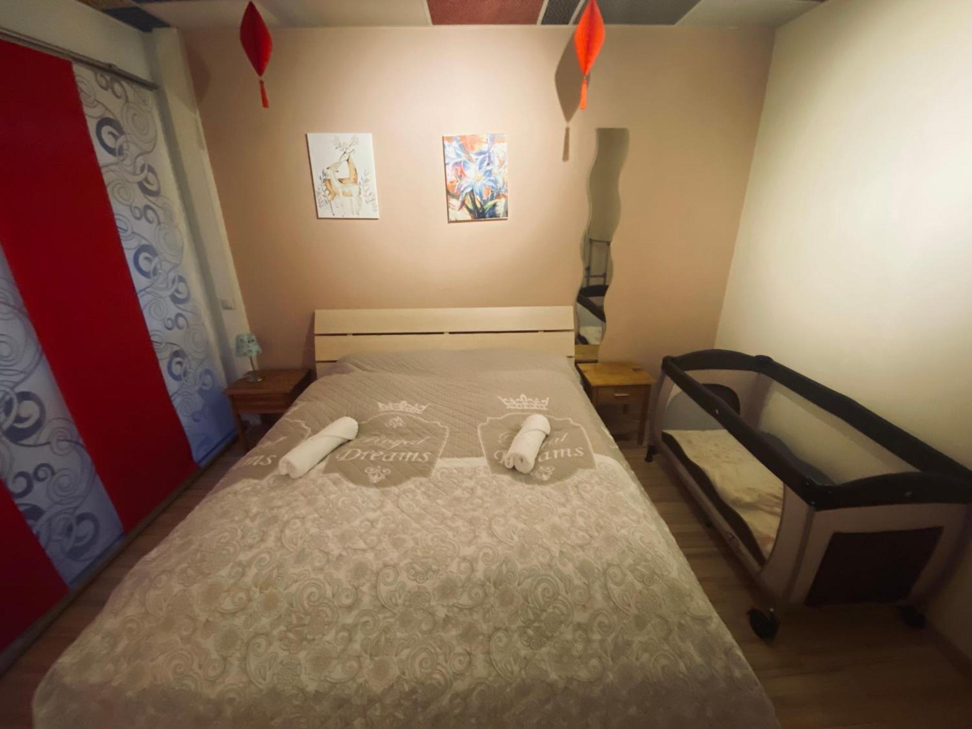 Flat For Up To 4 People In Dresden-Striesen Lejlighed Eksteriør billede