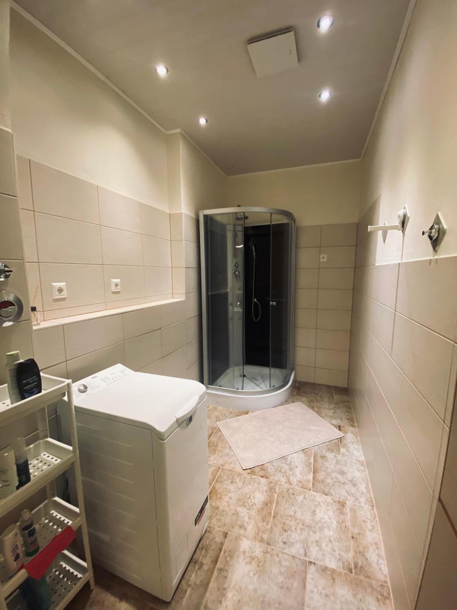 Flat For Up To 4 People In Dresden-Striesen Lejlighed Eksteriør billede