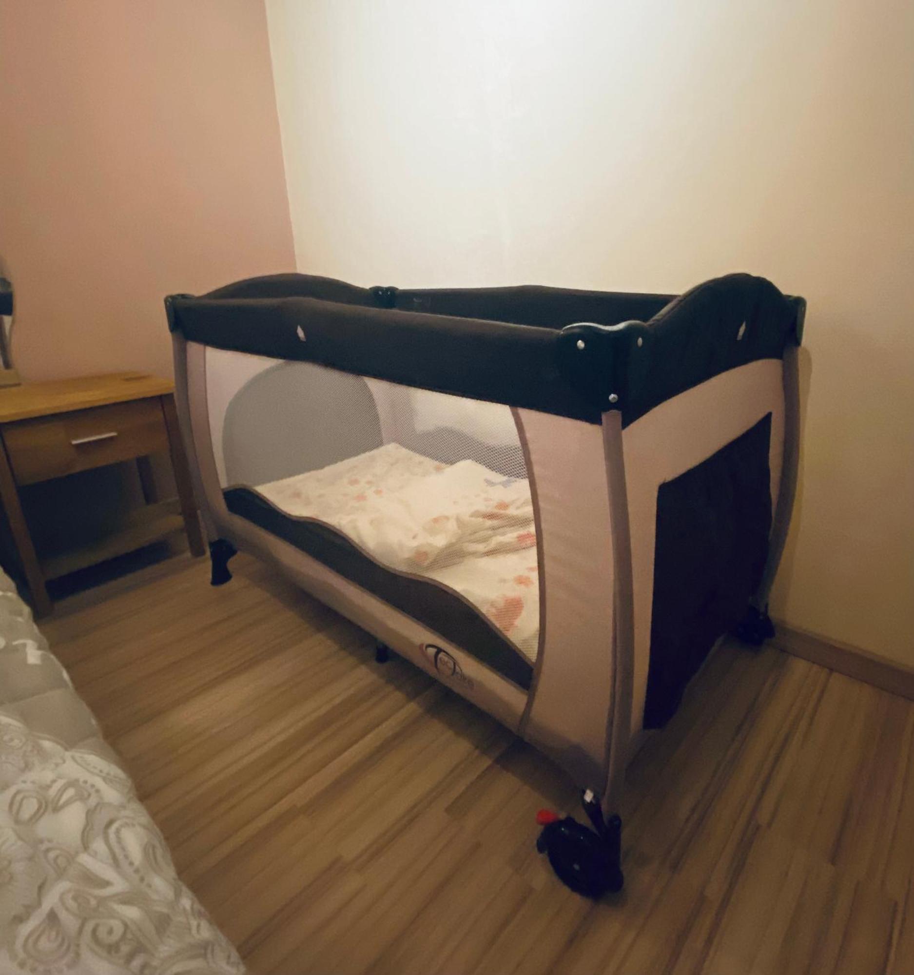Flat For Up To 4 People In Dresden-Striesen Lejlighed Eksteriør billede